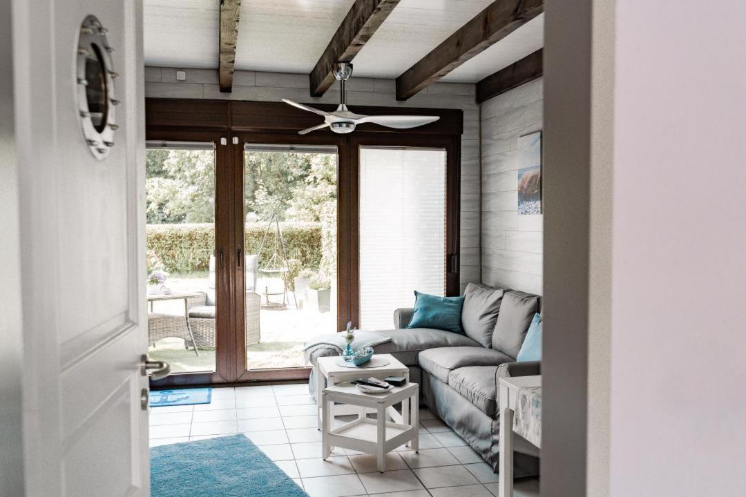 Kleines Ferienhaus Bei Greetsiel - Hunde Willkommen Krummhörn エクステリア 写真