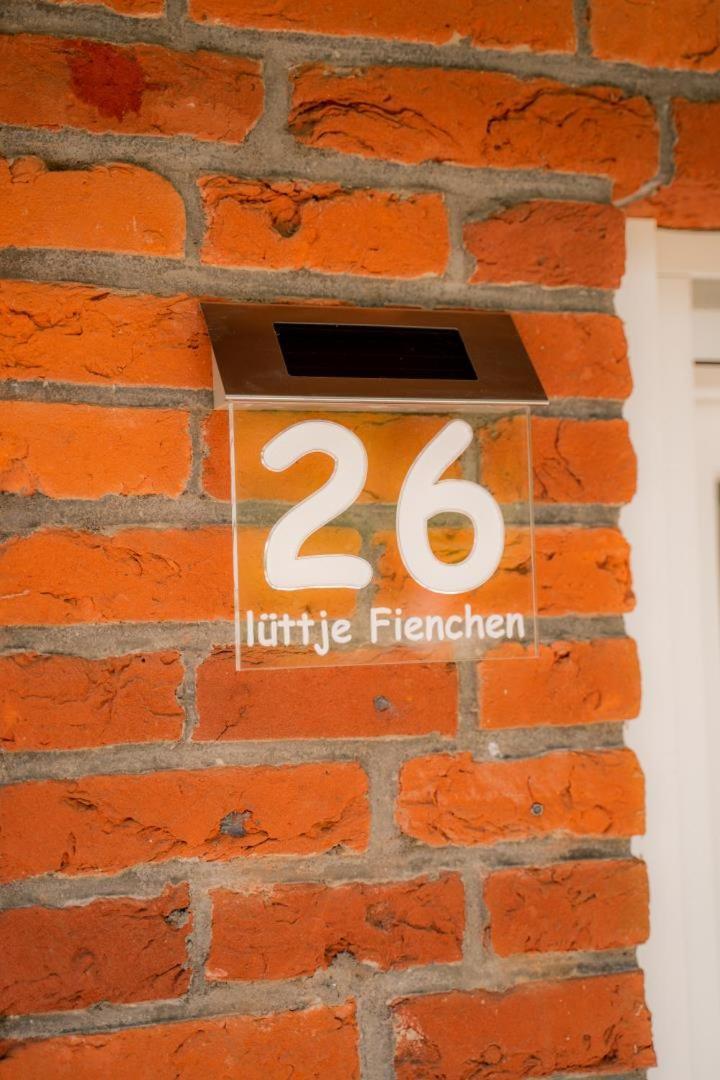 Kleines Ferienhaus Bei Greetsiel - Hunde Willkommen Krummhörn エクステリア 写真